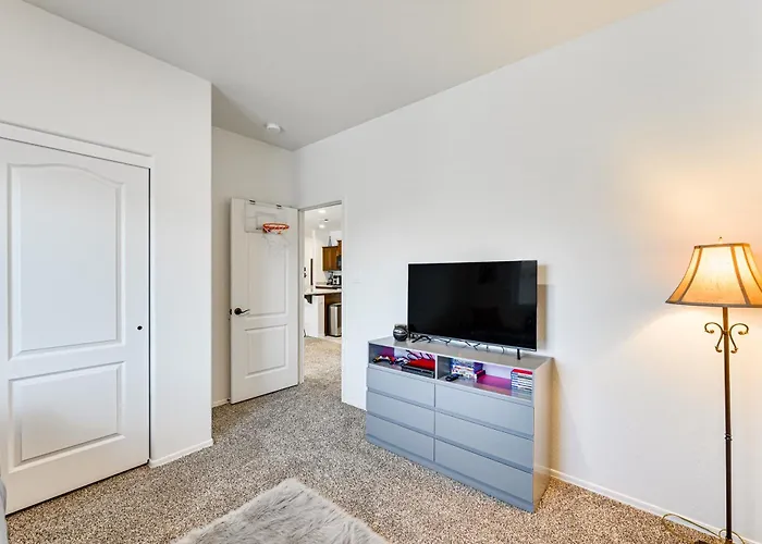 Year-round Yuma Escape Near Dtwn: Pets Welcome! Holiday home
